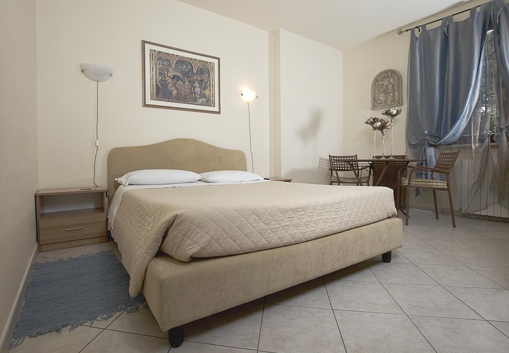 Hotel Il Melograno Foligno Exterior foto